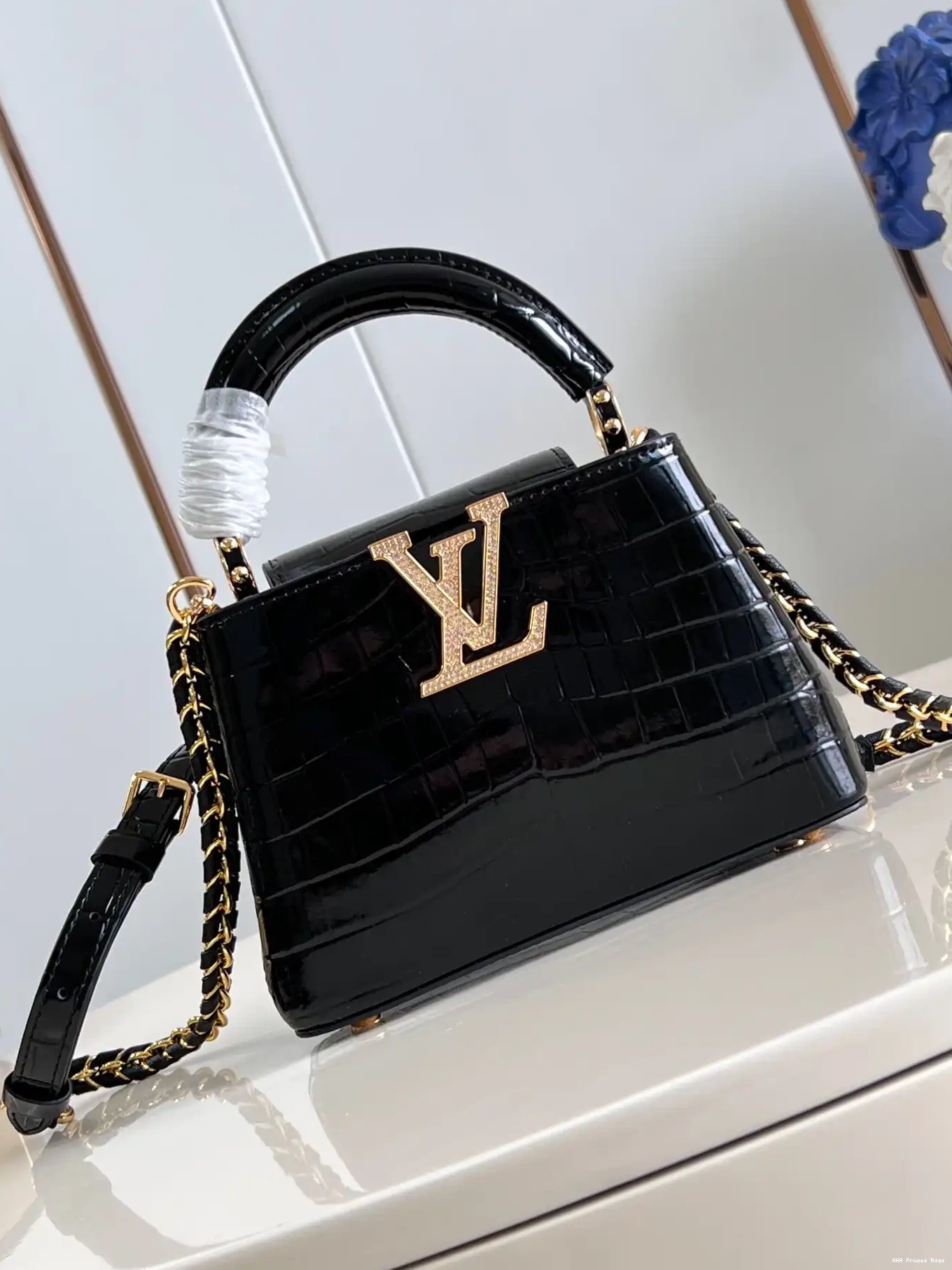 AAA Replica Ru CAPUCINES VUITTON LOUIS MINI-21*14*8CM 0529